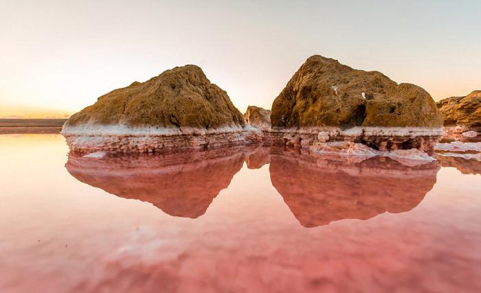 lago rosa in Crimea 